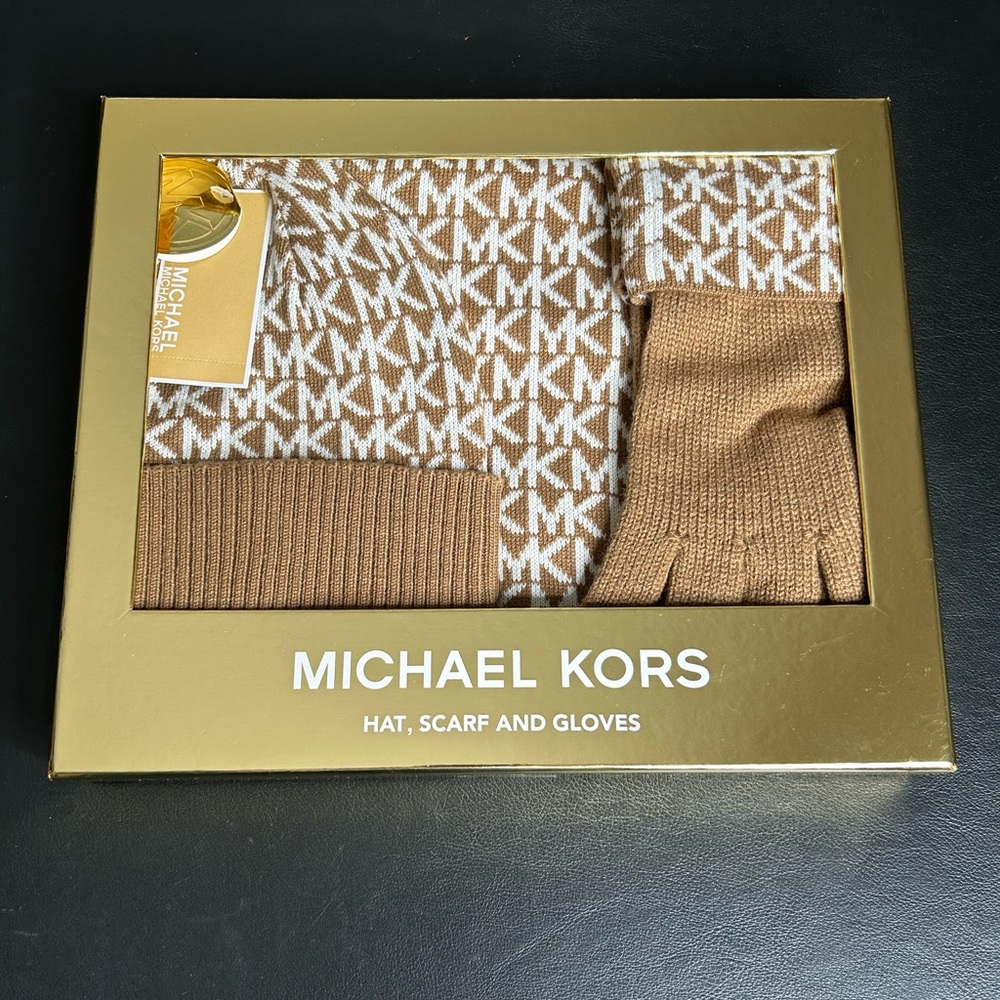 Michael Kors Women’s  MK Logo Hat, Scarf & Gloves Set